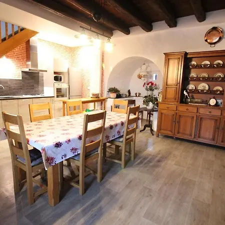 Maison De Caractere 1788 Renovee, Terrasse, Animaux Acceptes - Fr-1-742-315 Vakantiehuis Mandailles-Saint-Julien